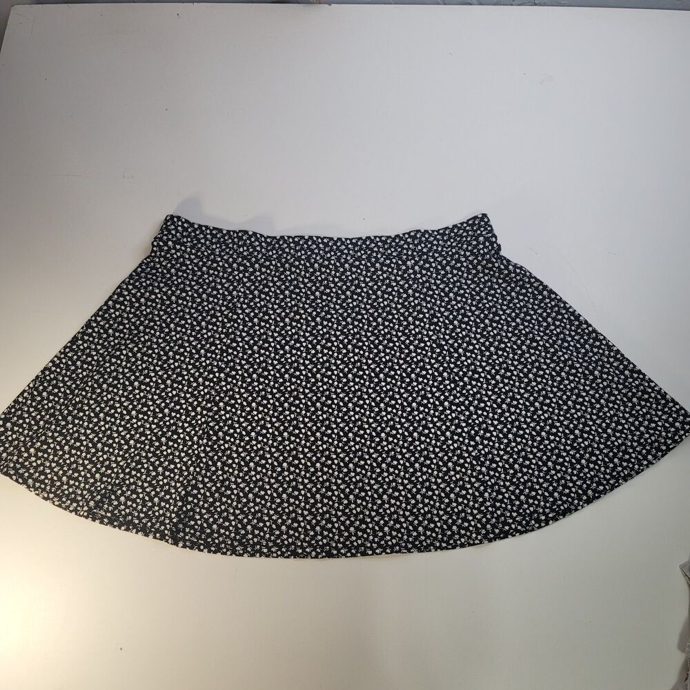 Forever 21+ Floral Mini Skirt Womens 3X Black White Stretch Jersey Soft
